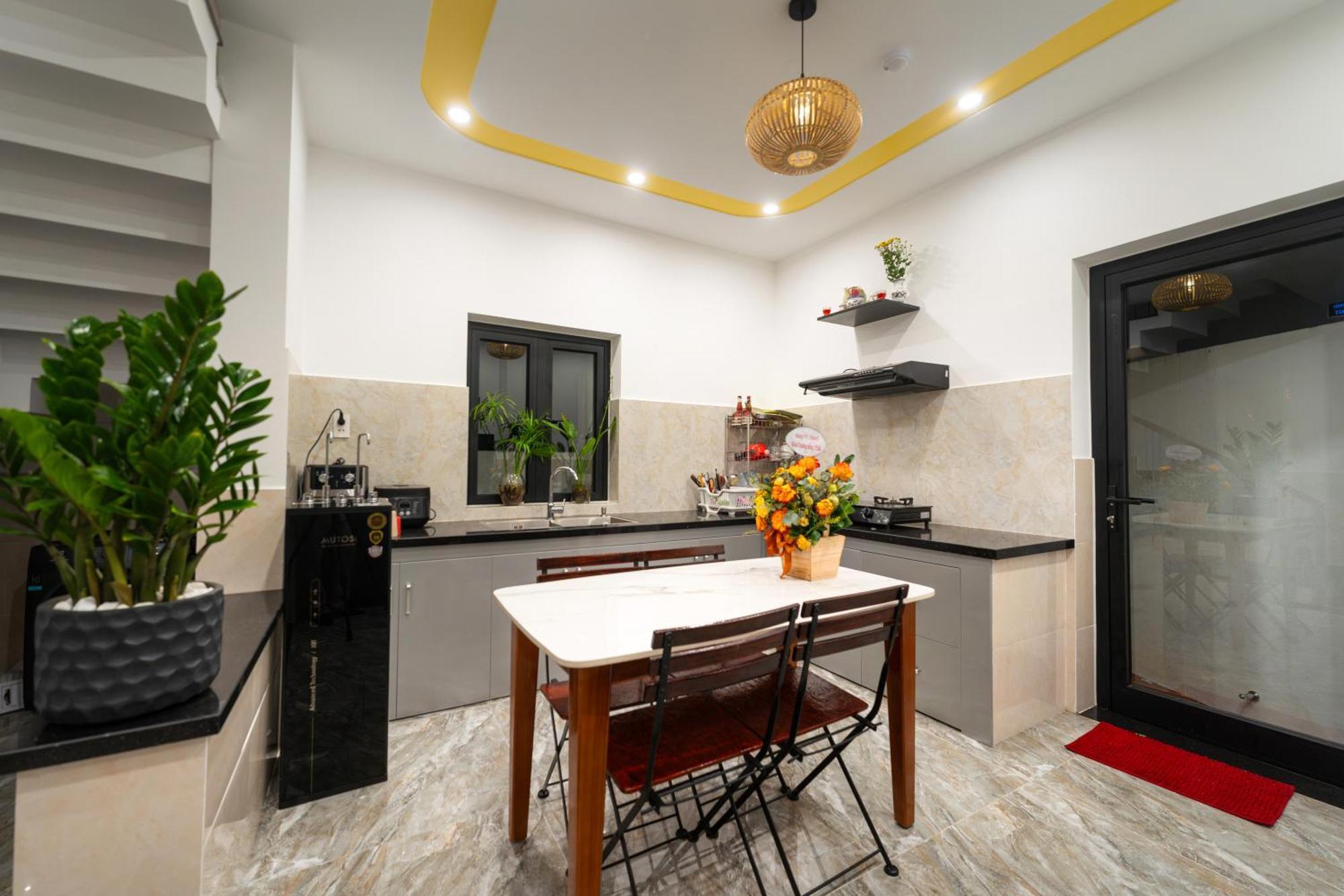 Quyen'S House Homestay ホイアン エクステリア 写真